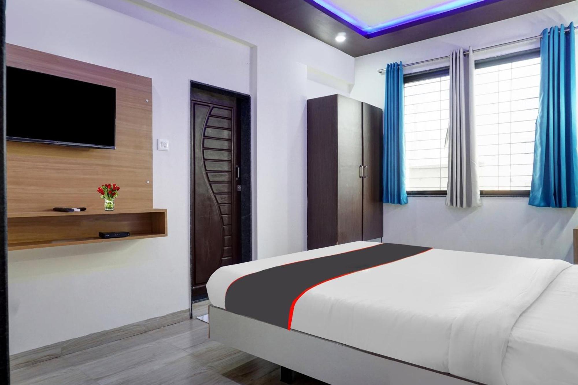 Super Collection O Eon Inn Near Pune Airport Kharadi Ngoại thất bức ảnh