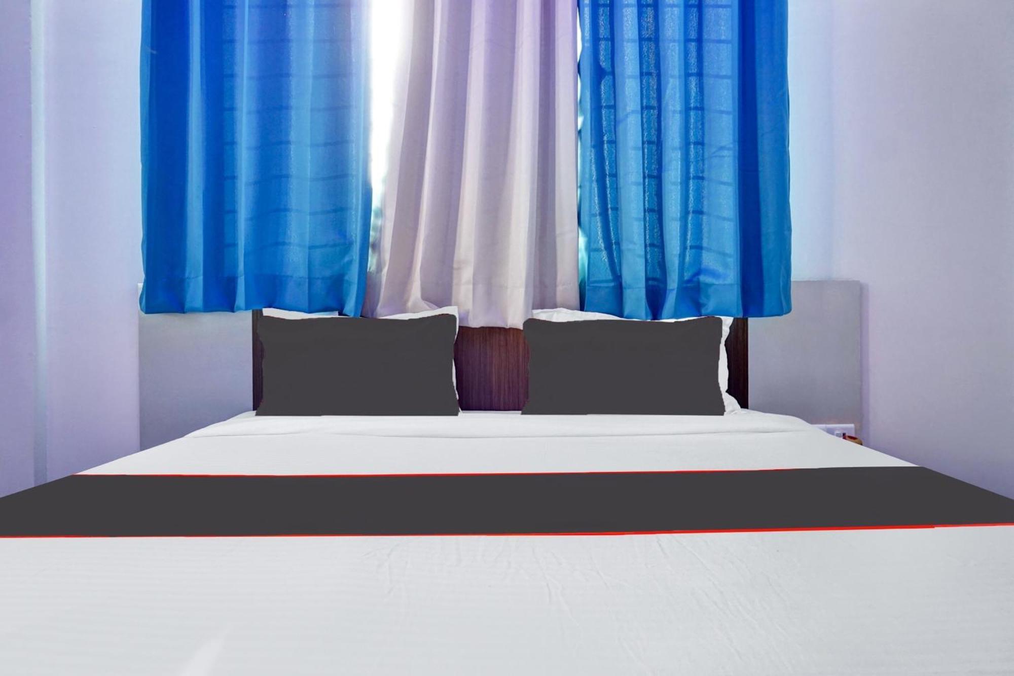 Super Collection O Eon Inn Near Pune Airport Kharadi Ngoại thất bức ảnh